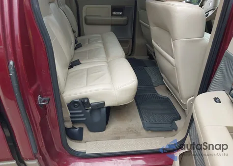 2004 Ford F-150 Lariat/Xlt z USA, uszkodzony, nr VIN 1FTPW12584KC76710